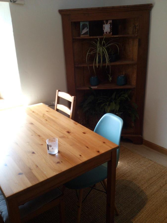 Celinie's Guest House Gerin Extérieur photo