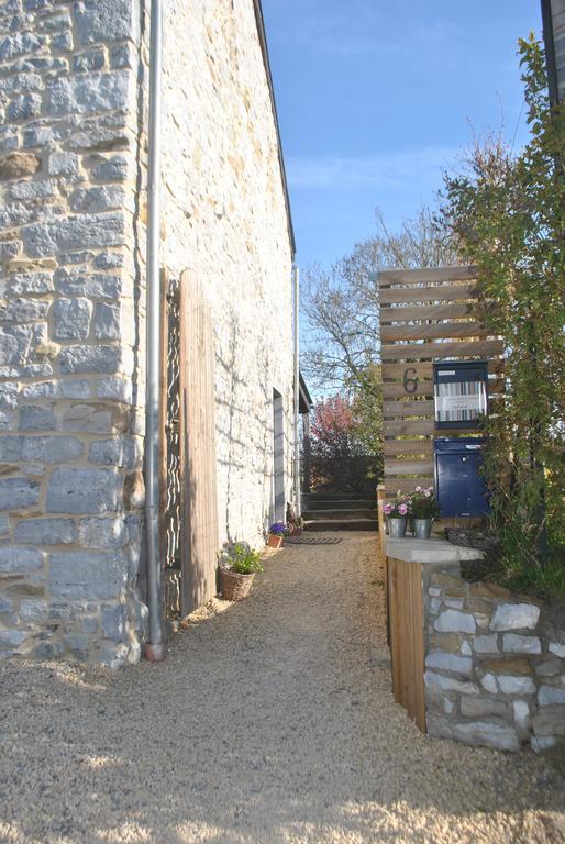 Celinie's Guest House Gerin Extérieur photo